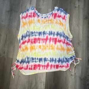 Woman’s Tie-dye sleevless Livi shirt